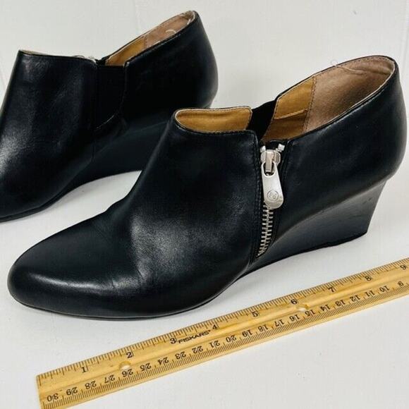 Adrienne Vittadini Midge Womens Size 8 Brown Side Zip Wedge Booties Shoes - Picture 5 of 16